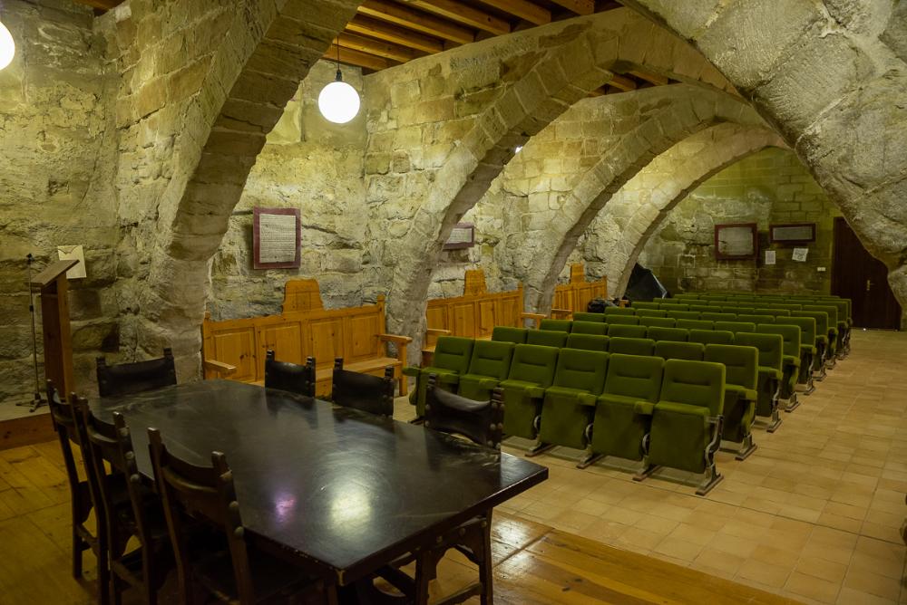 Imagen: Sangarren-municipio-castillo-sala de plenos